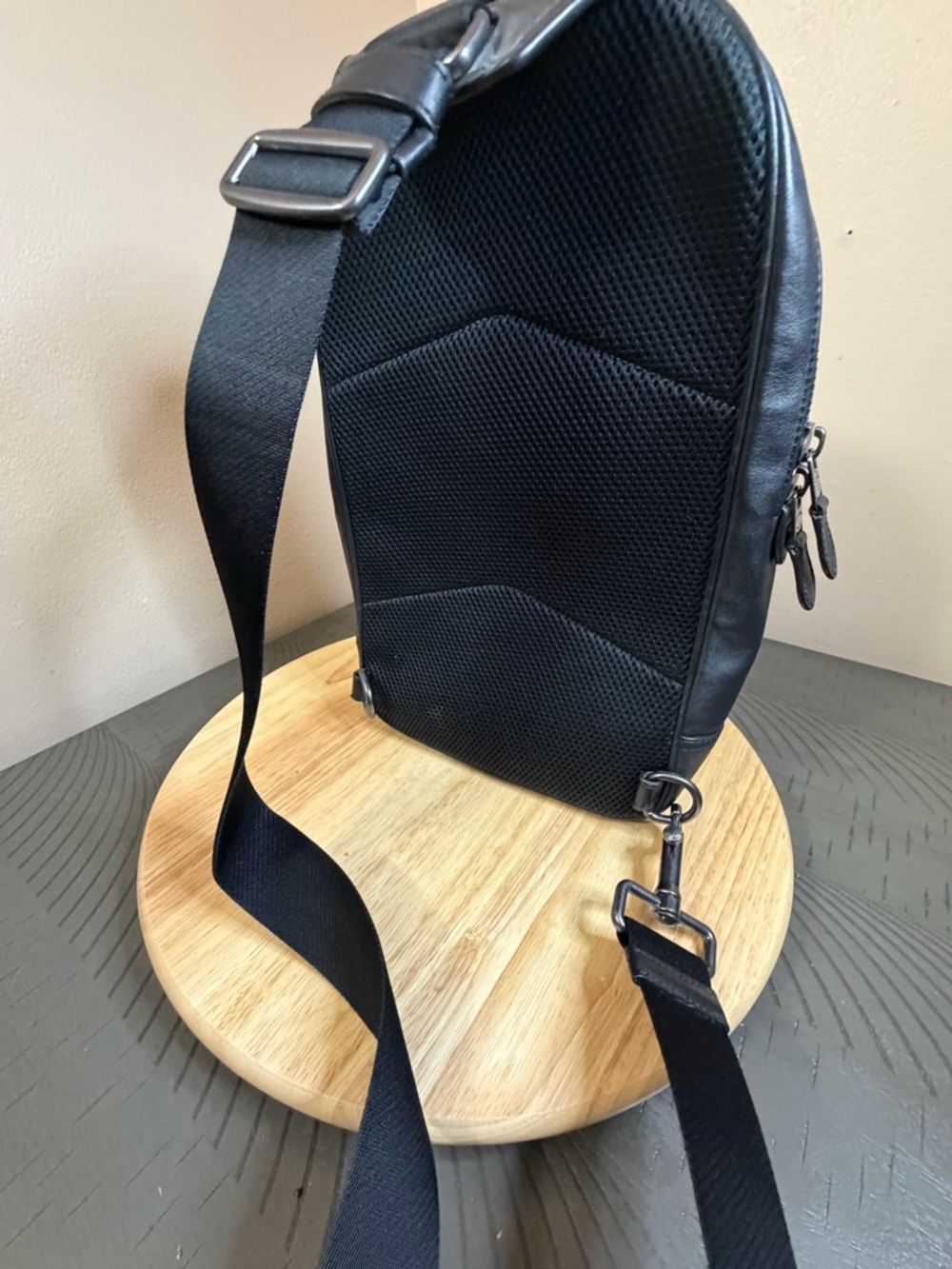 Coach Men’s Graham Pack Crossbody sling bag - Picture 3 of 10